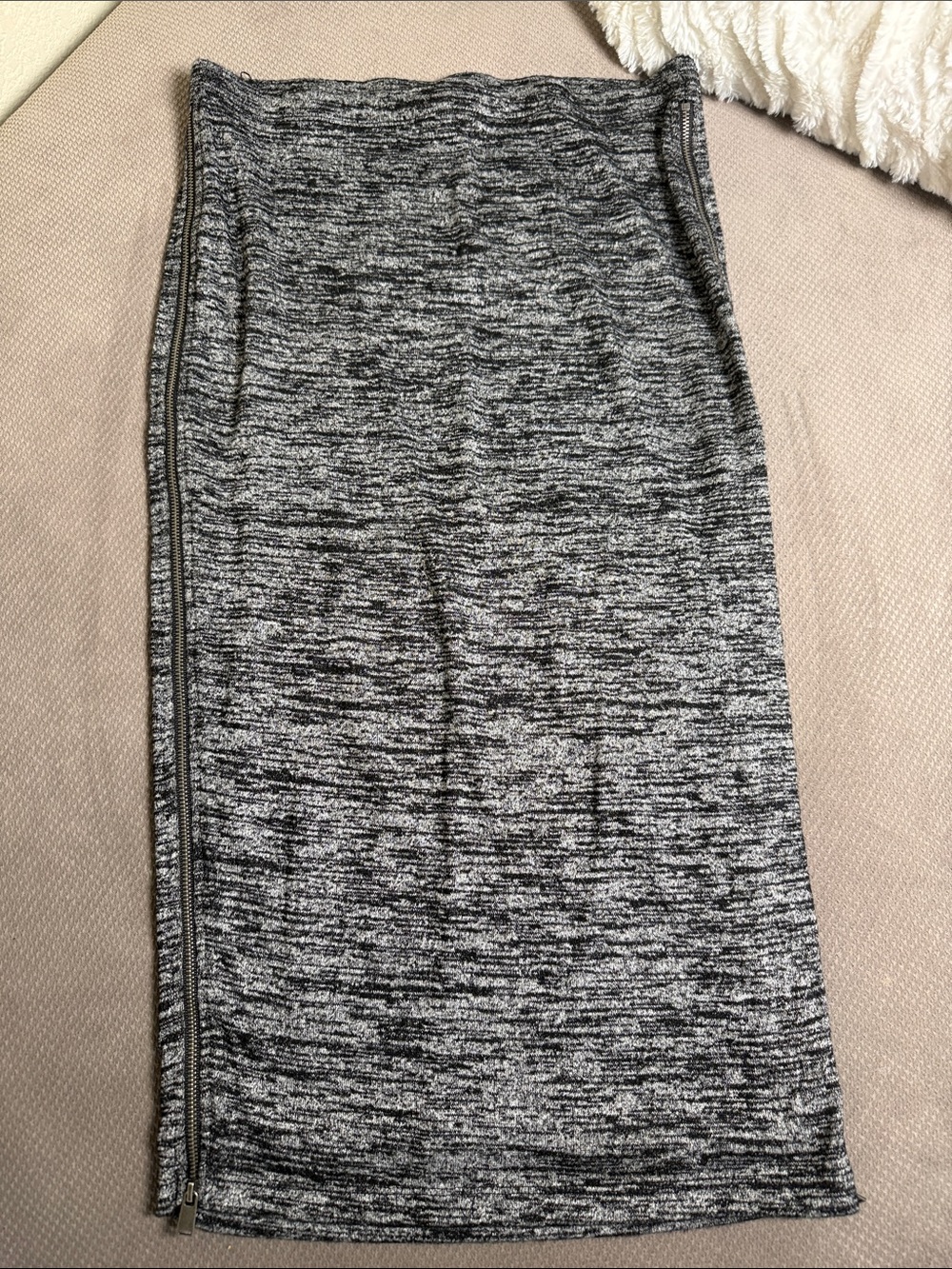 Express Heathered Gray Knit Pencil Skirt with Side Zip